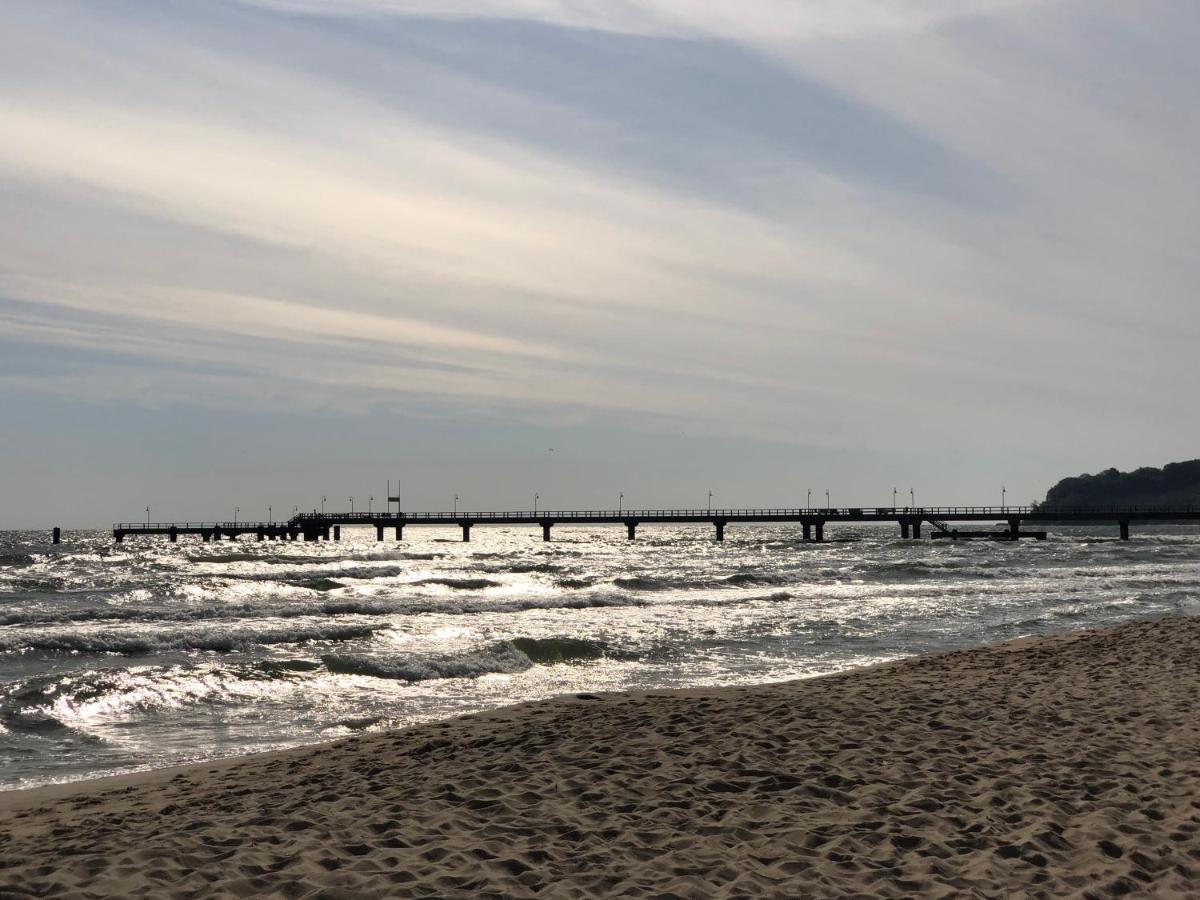 Ferienwohnung Strandeck - Inklusive Strandkorb In Den Sommermonaten Goehren  Esterno foto